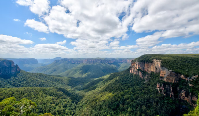 https://babaholidays.unicorntechnology.co/wp-content/uploads/2024/11/Blue-Mountains-Australia.jpg