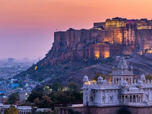 https://babaholidays.unicorntechnology.co/wp-content/uploads/2024/11/Rajasthan-640x480.jpeg