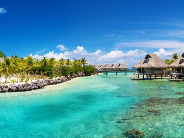 https://babaholidays.unicorntechnology.co/wp-content/uploads/2024/12/Bora-Bora-640x480.jpg