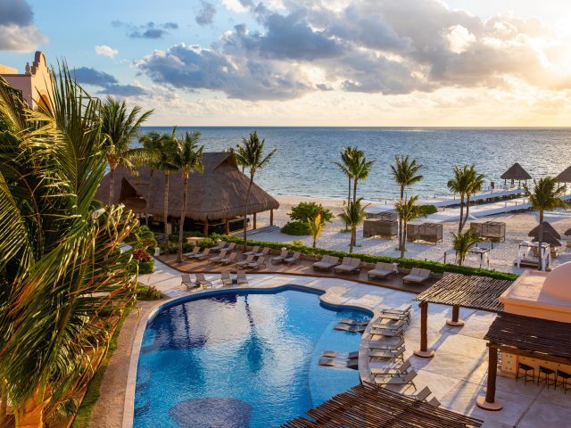 https://babaholidays.unicorntechnology.co/wp-content/uploads/2024/12/Cancun-and-Riviera-Maya-640x480.jpeg