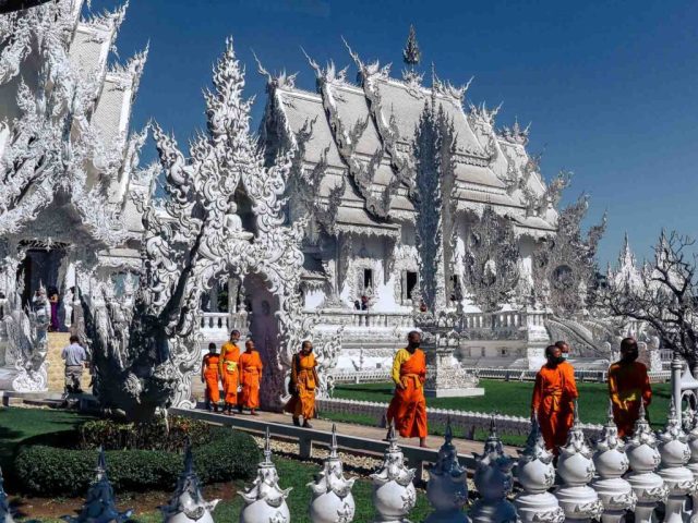 https://babaholidays.unicorntechnology.co/wp-content/uploads/2024/12/Chiang-Rai-640x480.jpg