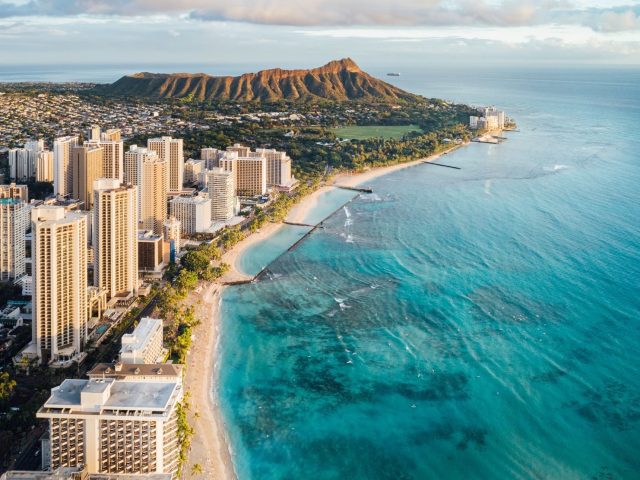 https://babaholidays.unicorntechnology.co/wp-content/uploads/2024/12/Hawaii-640x480.jpg