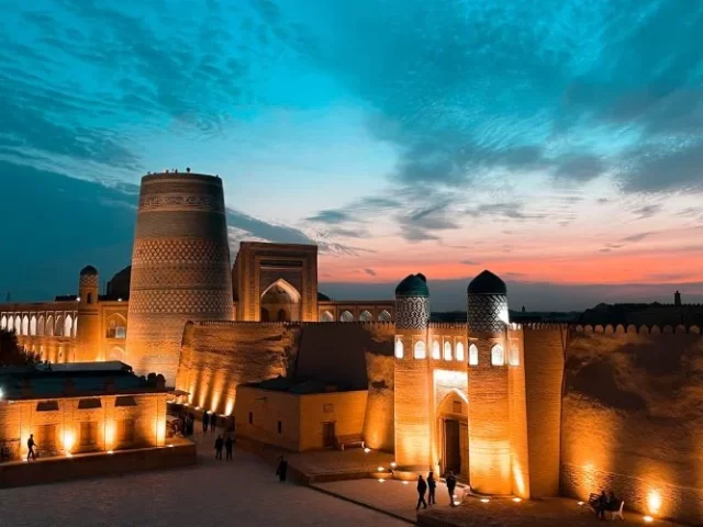 https://babaholidays.unicorntechnology.co/wp-content/uploads/2024/12/Khiva-640x480.webp