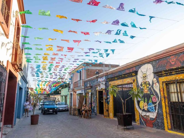 https://babaholidays.unicorntechnology.co/wp-content/uploads/2024/12/Oaxaca-640x480.jpg